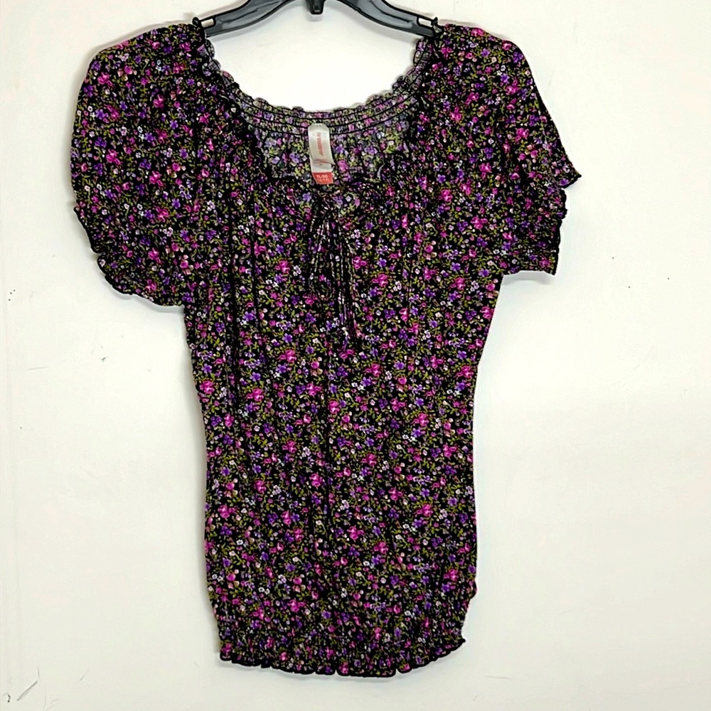 🌞 No Boundaries pink & purple floral babydoll elastic trim top women size S